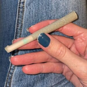 Customer review Pre-rolled CBD joint - White Widow with photo - Spliff