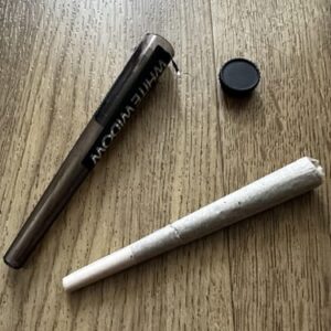 Customer review Pre-rolled CBD joint - White Widow with photo - Spliff