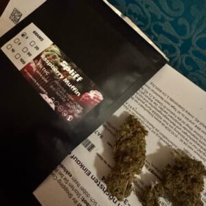 Customer review Raspberry Muffin with photo - Spliff