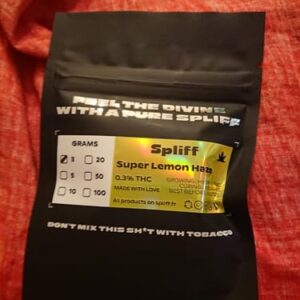 Customer review Super Lemon Haze with photo - Spliff