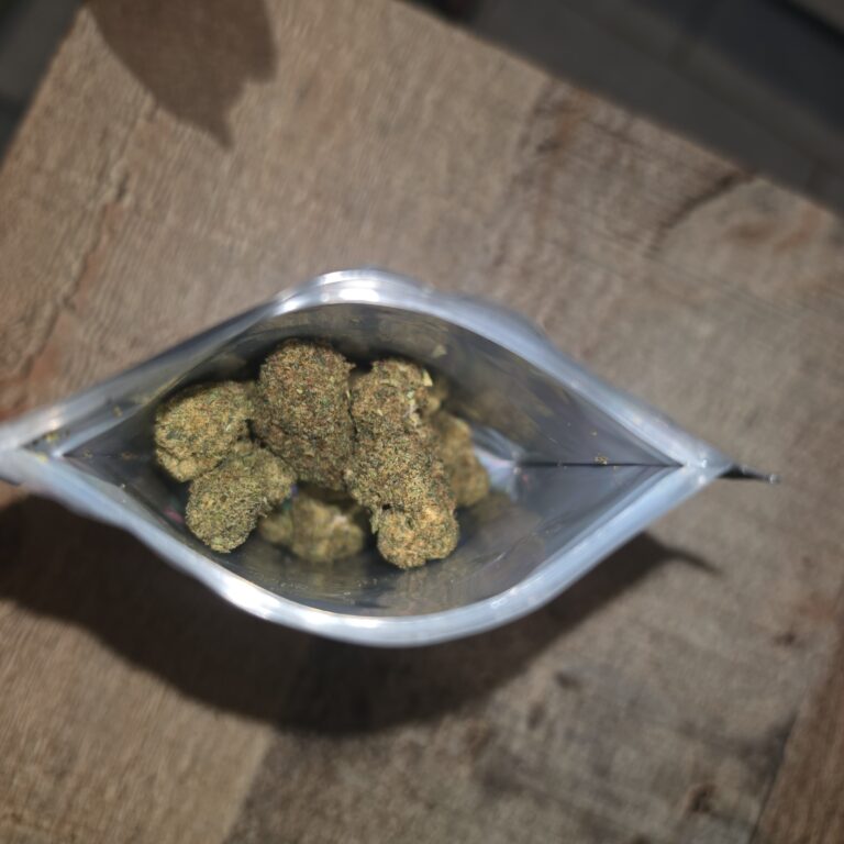 Click to view full screen Customer review Big Buddha with photo - Spliff