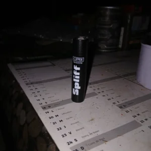 Customer review Clipper Lighter with photo - Spliff