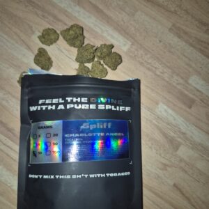 Customer review Charlotte Angel with photo - Spliff