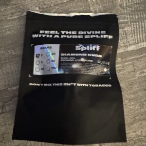 Customer review Diamond Kush with photo - Spliff