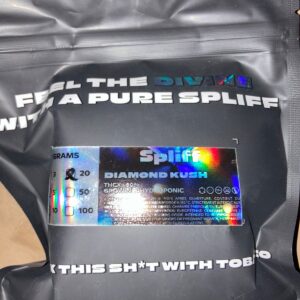 Customer review Diamond Kush with photo - Spliff