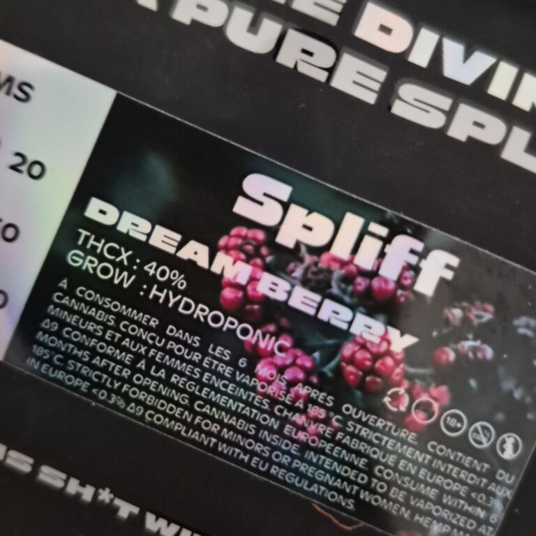 Click to view full screen Customer review Dream Berry with photo - Spliff
