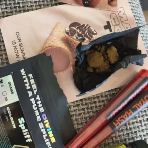 Customer review Golden Crystal with photo - Spliff
