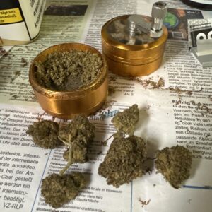 Customer review Gorilla Glue with photo - Spliff
