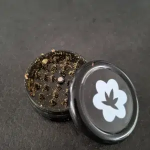 Customer review Grinder Mini with photo - Spliff