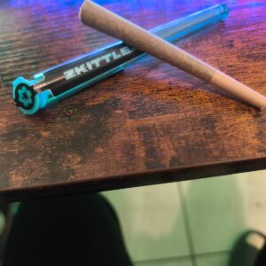 Customer review Pre-roll THCX joint - Zkittlez with photo - Spliff