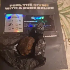 Customer review Kashmir Hash with photo - Spliff