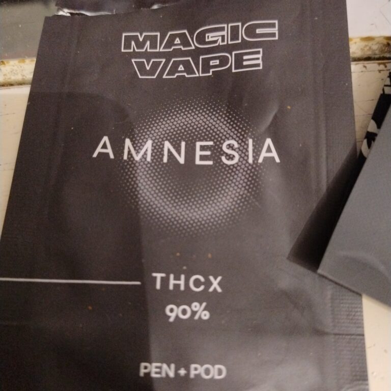 Click to view full screen Customer review Magic Pod x2 with photo - Spliff