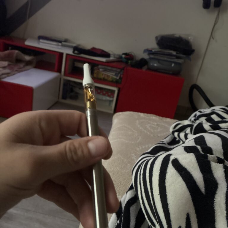 Click to view full screen Customer review Magic Pod x2 with photo - Spliff