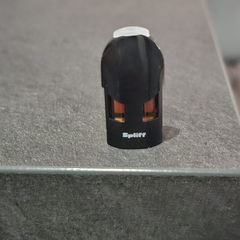 Click to view full screen Customer review Magic Pod x2 with photo - Spliff