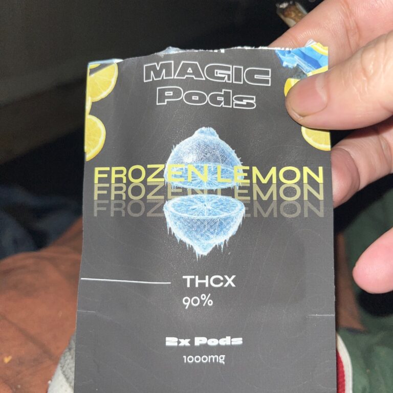 Click to view full screen Customer review Magic Pod x2 with photo - Spliff