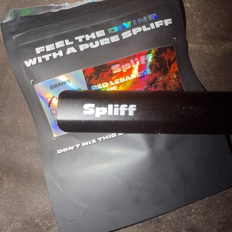 Click to view full screen Customer review Magic Vape Live Rosin with photo - Spliff