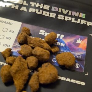 Customer review Moon Rock CBN with photo - Spliff