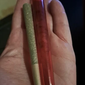 Customer review Pre-rolled THCX joint - Royal Hash with photo - Spliff