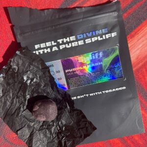 Customer review Purple Hash with photo - Spliff
