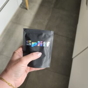Customer review Sapphire with photo - Spliff